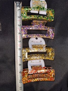 Chloe Accessory Multicolor Glitter Resin Hair Clip - Gold Accent